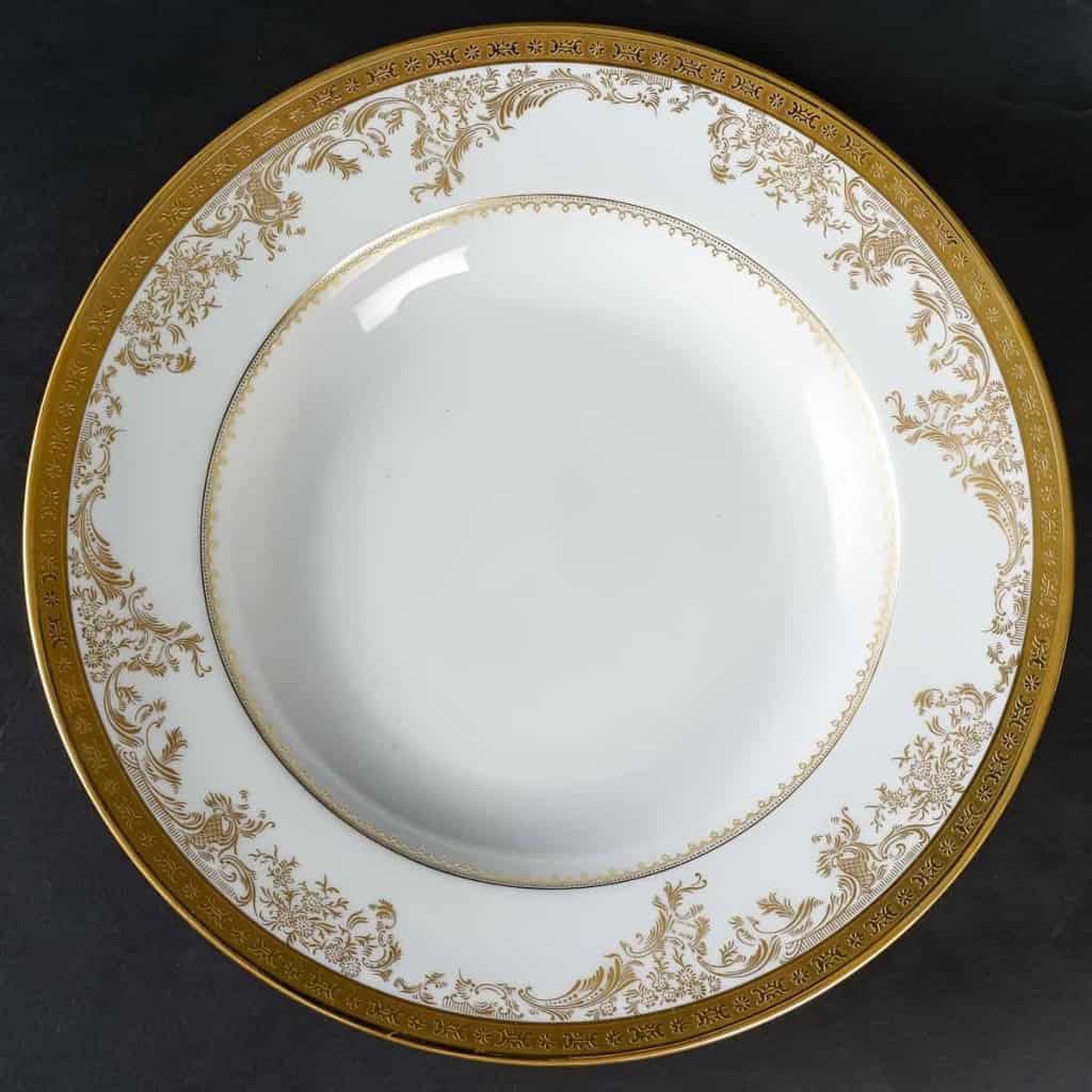 Service de Table en Porcelaine de Luxe | Collection Diplomate Haviland | Blanc et Or | Ensemble pour 12 personnes – 53 Pièces | Biron Service de Table en Porcelaine de Luxe | Collection Diplomate Haviland | Blanc et Or | Ensemble pour 12 personnes - 53 Pièces