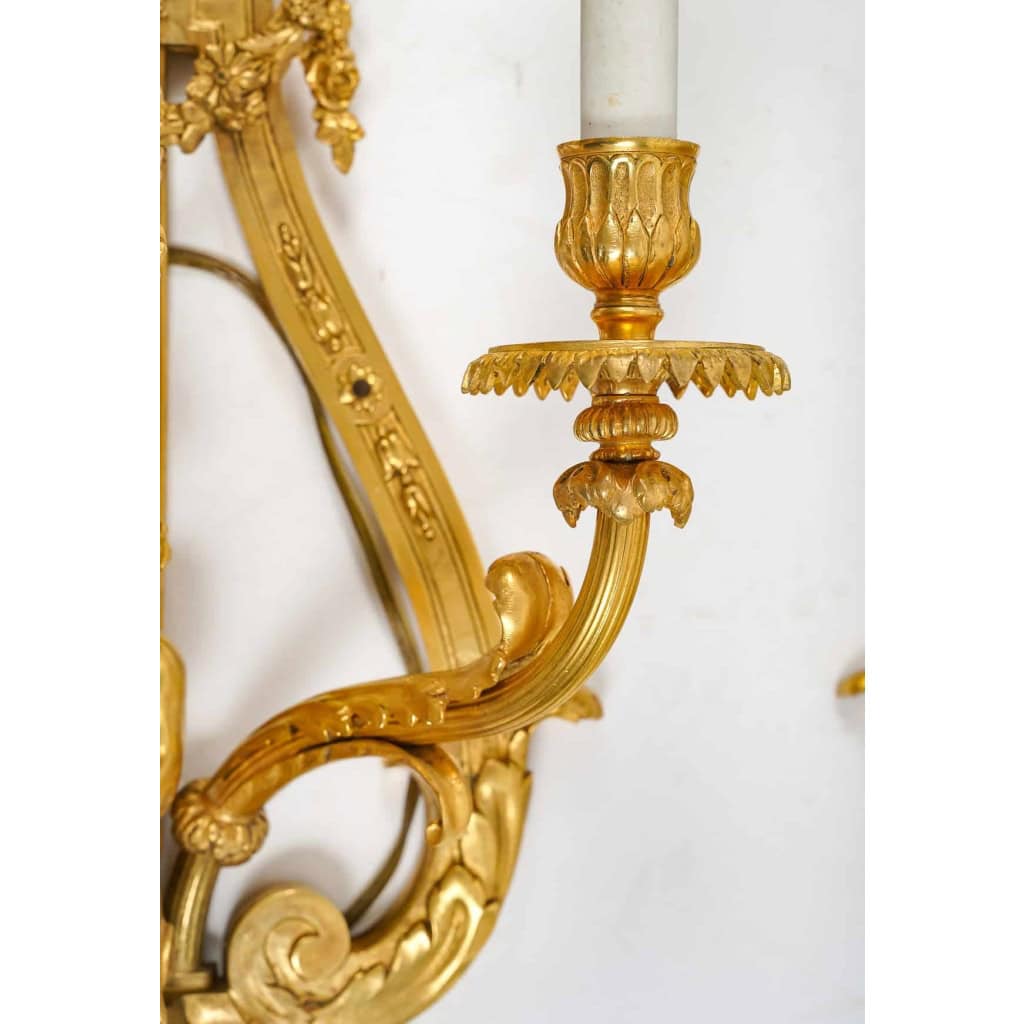 Paire d’appliques en bronze du XIXème siècle | Biron Paire d'appliques en bronze du XIXème siècle