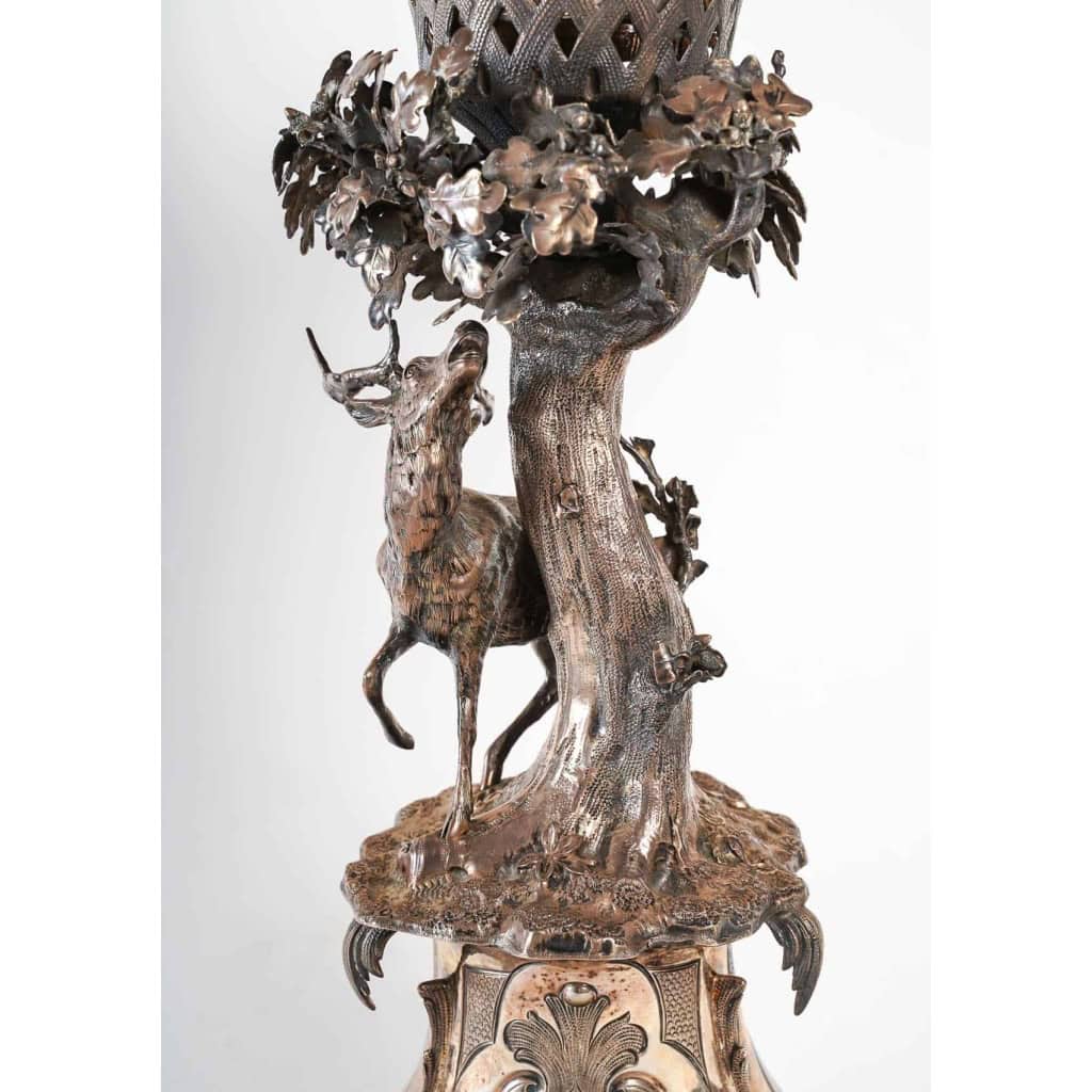 Grande coupe en argent au cerf, Napoléon III | Biron Grande coupe en argent au cerf, Napoléon III