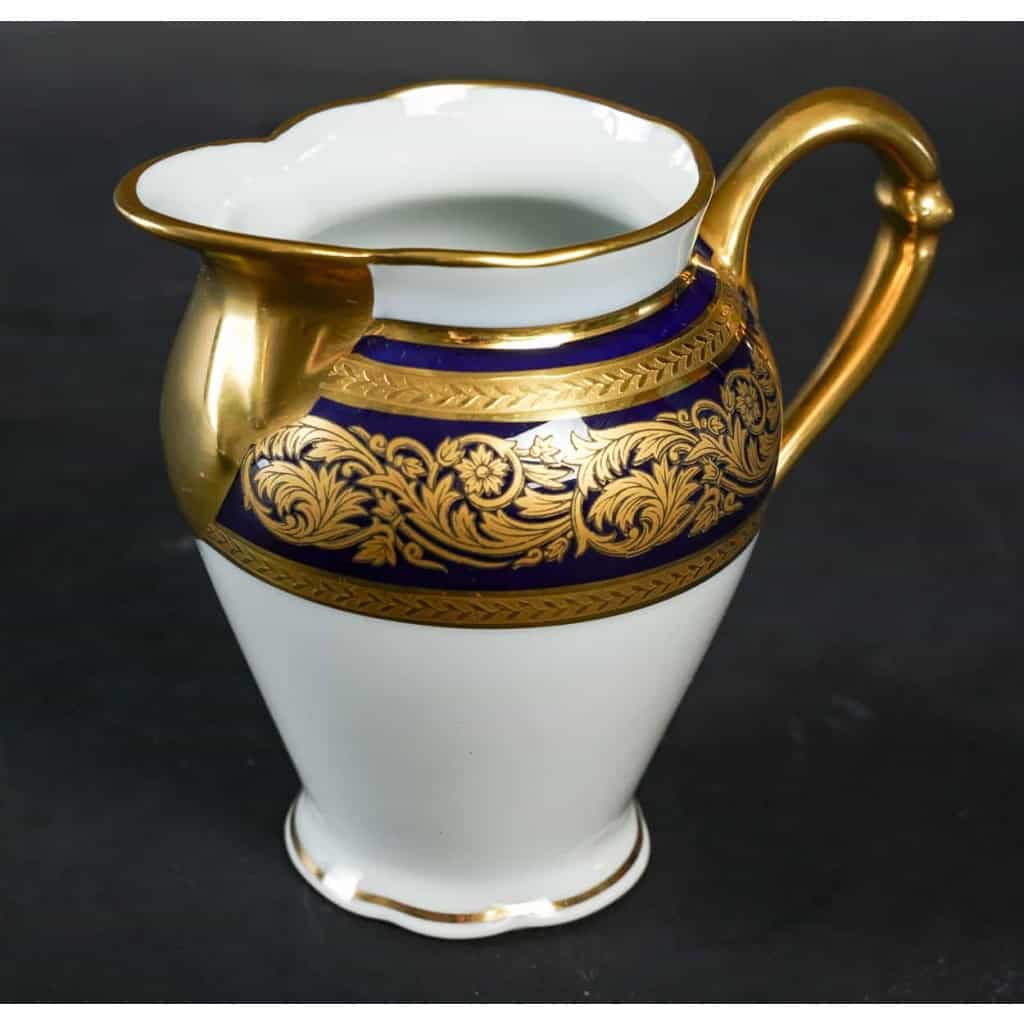 Service à Café en Porcelaine de Limoges | Vendôme Bernardaud | Bleu de four et Or | Ensemble pour 12 Personnes| 27 Pièces | Biron Service à Café en Porcelaine de Limoges | Vendôme Bernardaud | Bleu de four et Or | Ensemble pour 12 Personnes| 27 Pièces