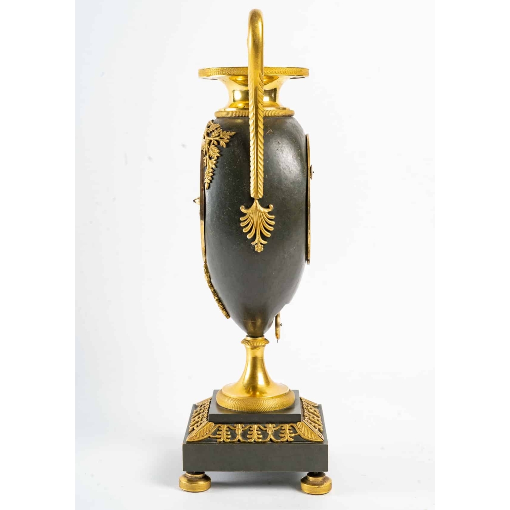 Pendule d’époque 1er Empire (1804 – 1815). | Biron Pendule d'époque 1er Empire (1804 - 1815).