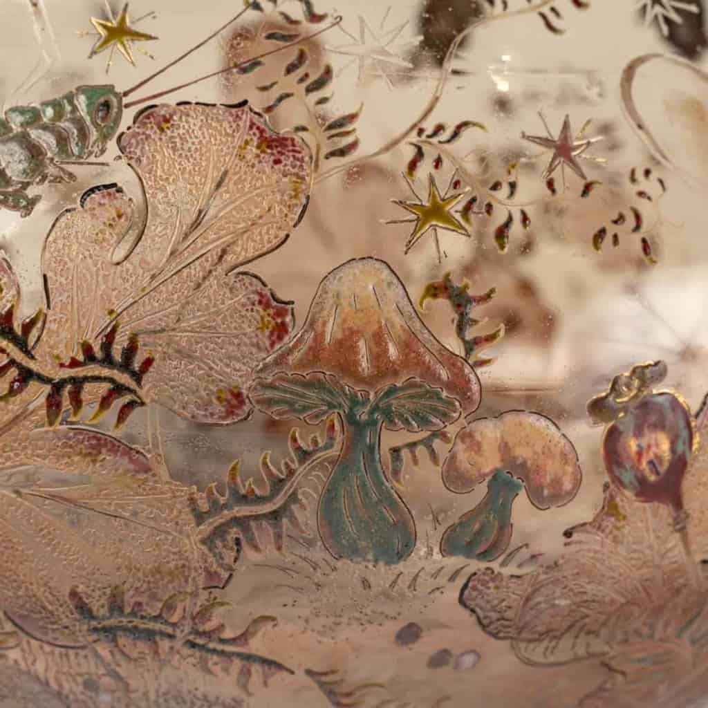Coupe Jardinière à Anses « Papillons, Sauterelles et Champignons » verre fumé émaillé et doré de Emile GALLE | Biron Coupe Jardinière à Anses "Papillons, Sauterelles et Champignons" verre fumé émaillé et doré de Emile GALLE