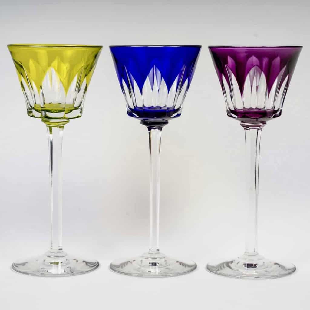 Service de Verres « Caracas » cristal de couleur de BACCARAT – 8 pièces | Biron Service de Verres "Caracas" cristal de couleur de BACCARAT - 8 pièces