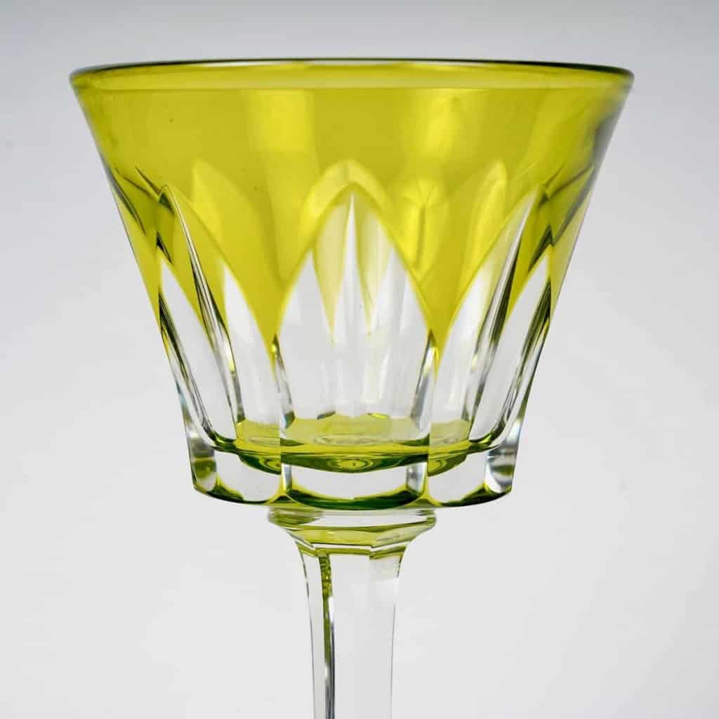 Service de Verres « Caracas » cristal de couleur de BACCARAT – 8 pièces | Biron Service de Verres "Caracas" cristal de couleur de BACCARAT - 8 pièces