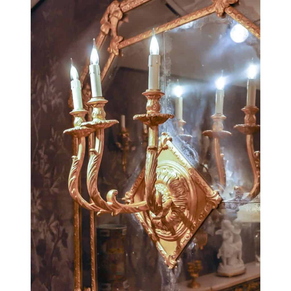 Paire de miroirs de style Louis XIV en bois doré, circa 1880 | Biron Paire de miroirs de style Louis XIV en bois doré, circa 1880