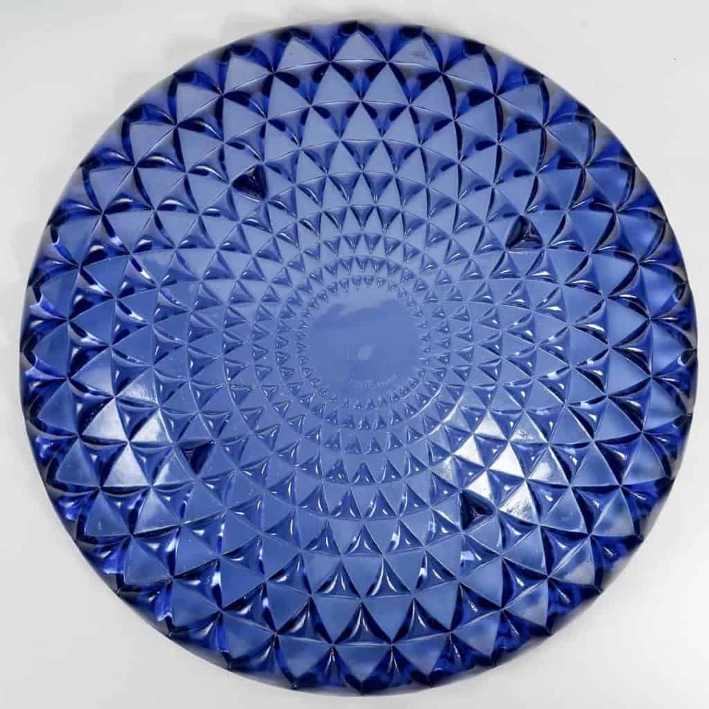 Coupe « Rosaces » verre bleu saphir de René LALIQUE | Biron Coupe "Rosaces" verre bleu saphir de René LALIQUE