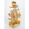 Un bougeoir à main en bronze doré et porcelaine Louis XVI | Biron Un bougeoir à main en bronze doré et porcelaine Louis XVI