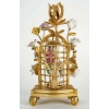 Un bougeoir à main en bronze doré et porcelaine Louis XVI | Biron Un bougeoir à main en bronze doré et porcelaine Louis XVI