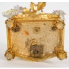 Un bougeoir à main en bronze doré et porcelaine Louis XVI | Biron Un bougeoir à main en bronze doré et porcelaine Louis XVI