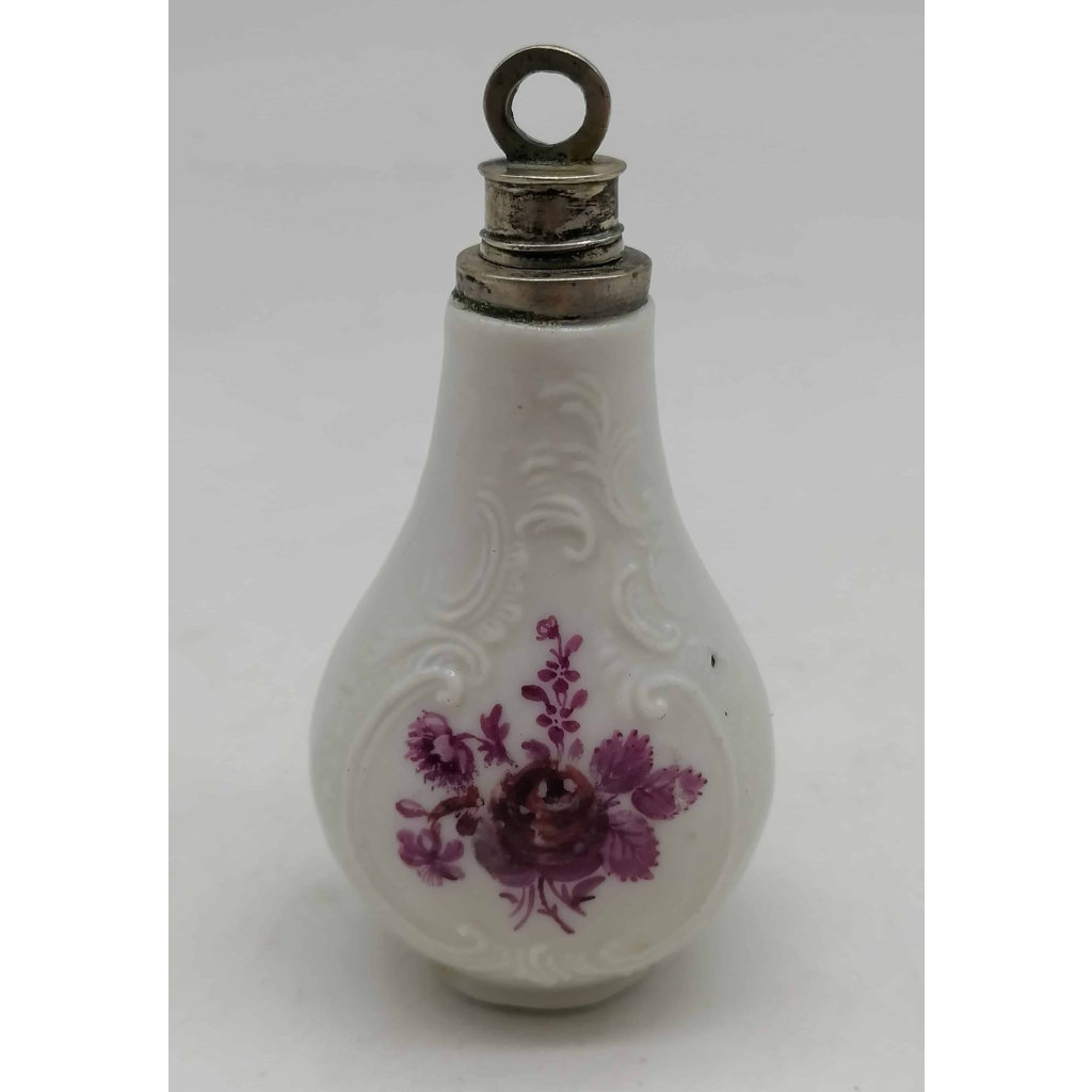 Flacon à Parfum En Porcelaine – XVIIIème | Biron ||