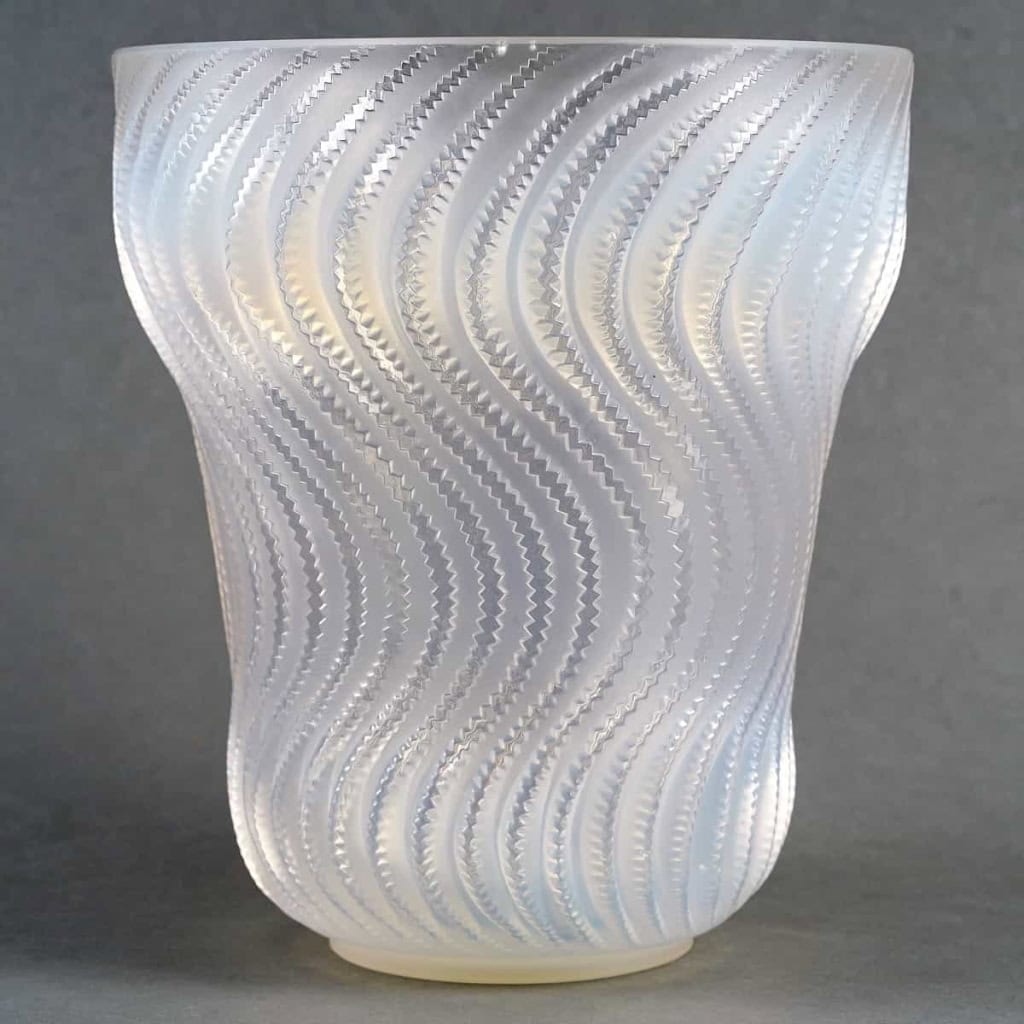 Vase « Actinia » verre opalescent de René LALIQUE | Biron ||||||||