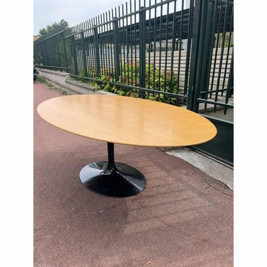 Eero Saarinen et KNOLL : table ovale TULIP 198x121 cm