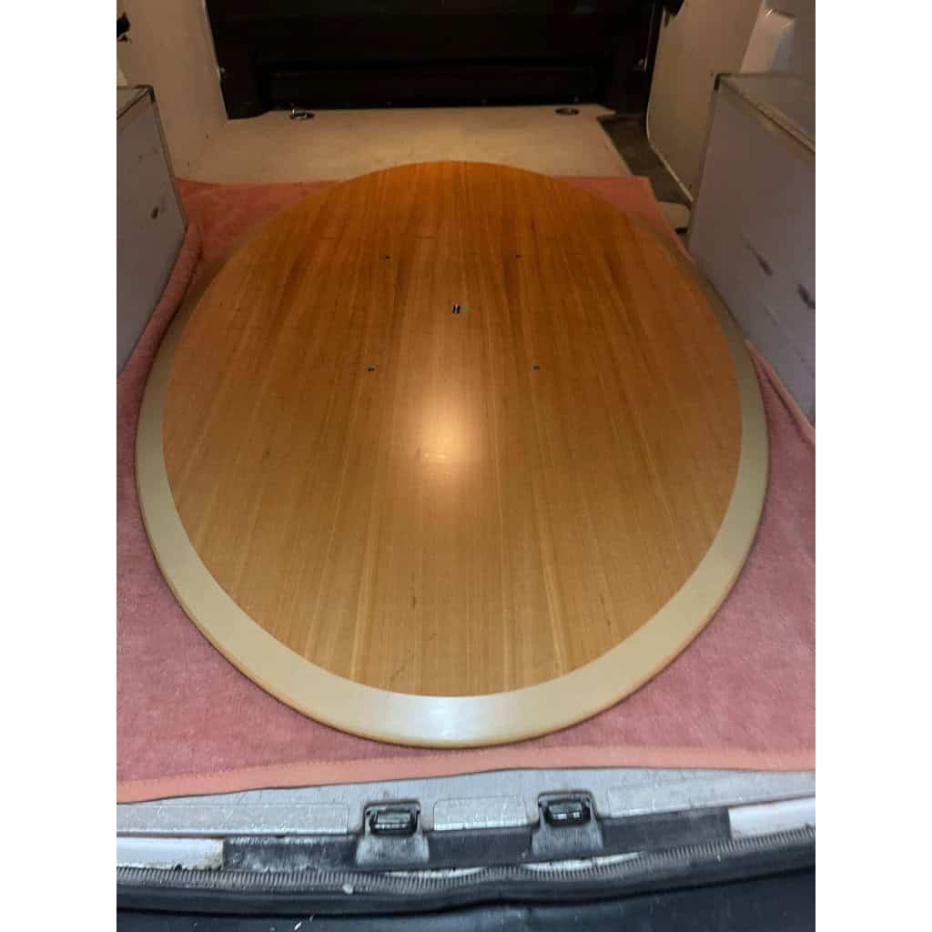 Eero Saarinen et KNOLL : table ovale TULIP 198x121 cm