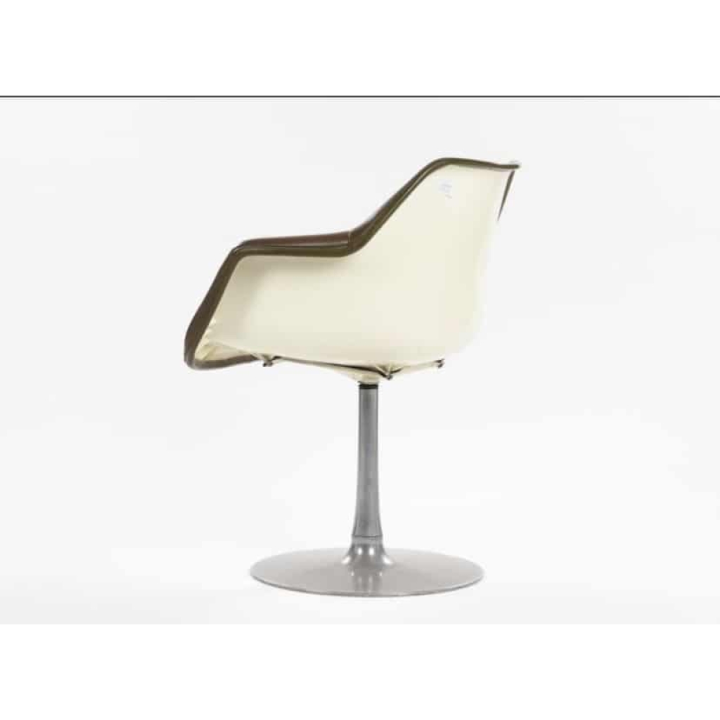 Paire de fauteuils par Robin Day, circa 1960 | Biron Paire de fauteuils par Robin Day, circa 1960
