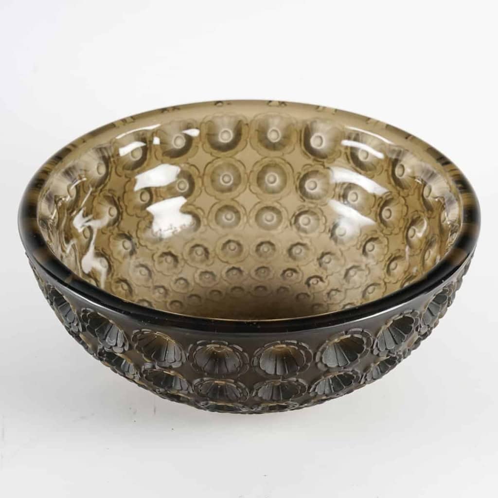 Coupe « Nemours » verre gris topaze fumé de René LALIQUE | Biron |||||||