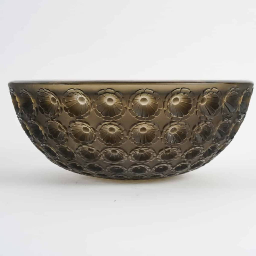 Coupe « Nemours » verre gris topaze fumé de René LALIQUE | Biron Coupe "Nemours" verre gris topaze fumé de René LALIQUE
