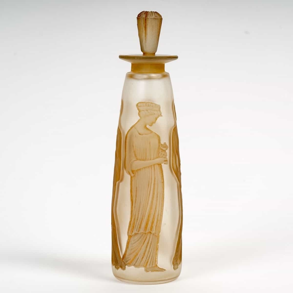 Flacon « Ambre Antique » verre blanc patiné sépia de René LALIQUE pour Coty | Biron Flacon "Ambre Antique" verre blanc patiné sépia de René LALIQUE pour Coty