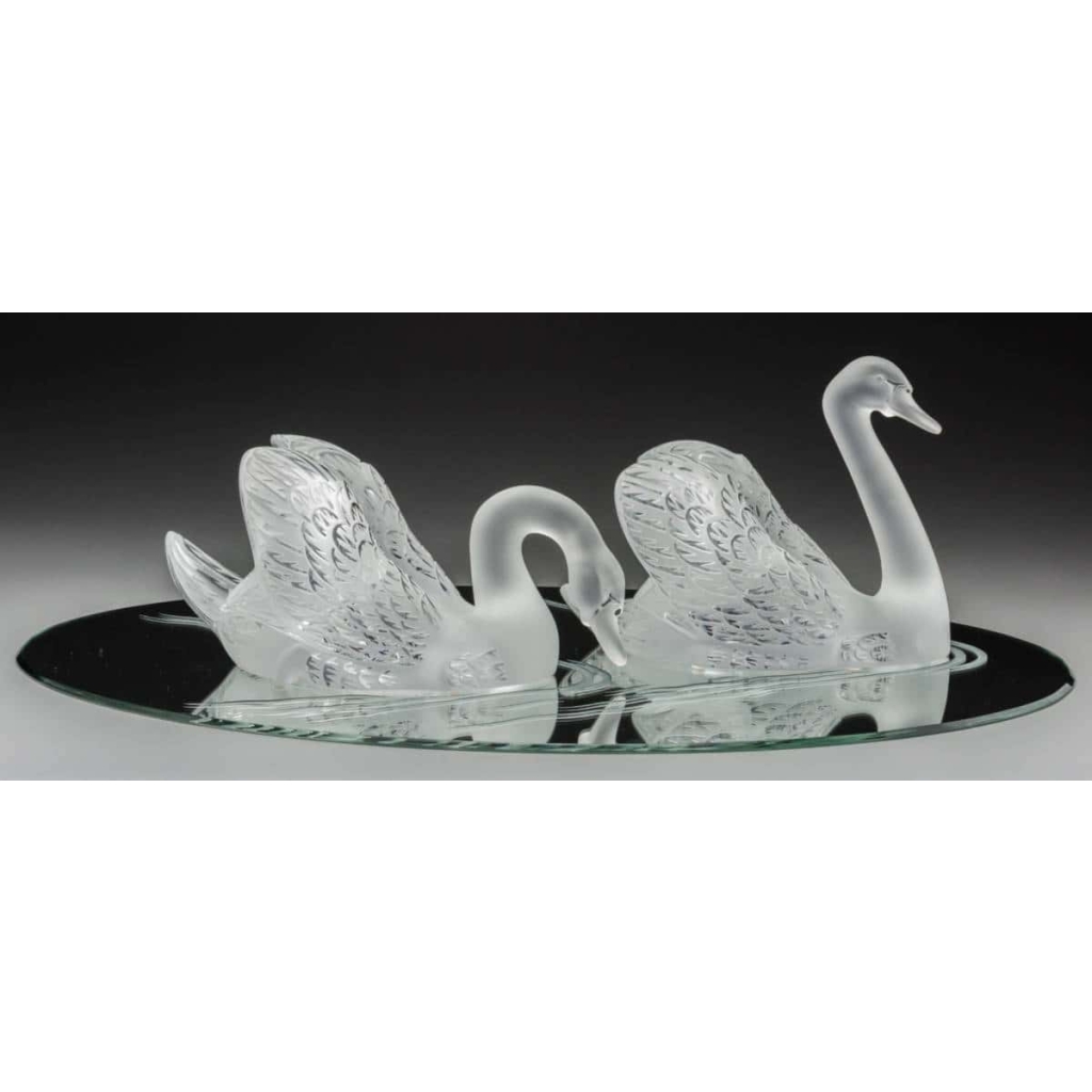 René Lalique : Surtout de Table « Miroir Cygnes » | Biron René Lalique : Surtout de Table "Miroir Cygnes"