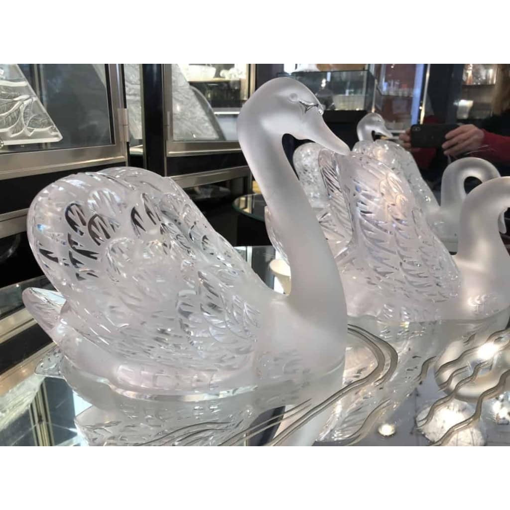 René Lalique : Surtout de Table « Miroir Cygnes » | Biron René Lalique : Surtout de Table "Miroir Cygnes"