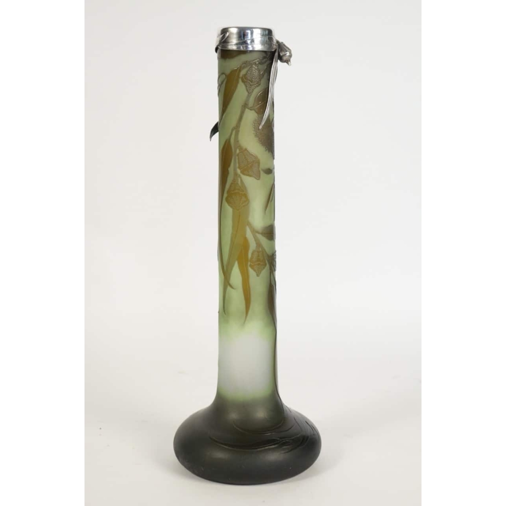 Vase signé Emile Gallé (1846-1904). | Biron ||||||