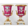 Paire de Vases Medicis en Porcelaine de Paris du XIXème Siècle | Biron Paire de Vases Medicis en Porcelaine de Paris du XIXème Siècle