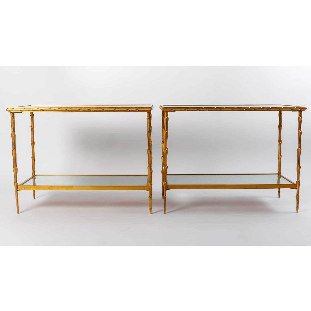 Bouts de canapé dans le goût de Baguès en bronze doré, XXème siècle | Biron Bouts de canapé dans le goût de Baguès en bronze doré, XXème siècle