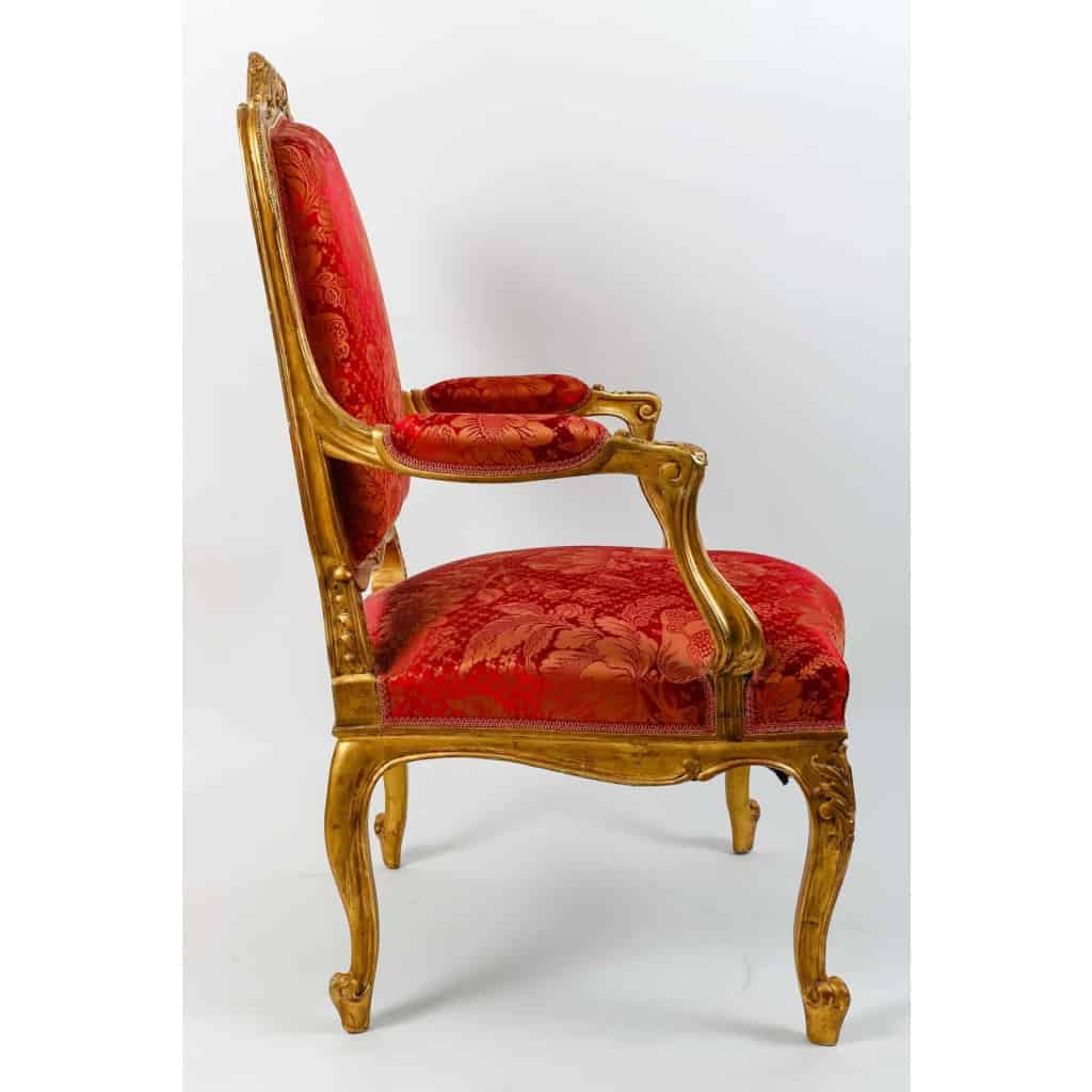Paire de fauteuils rouges style Louis XV, fin XIXème siècle | Biron Paire de fauteuils rouges style Louis XV, fin XIXème siècle