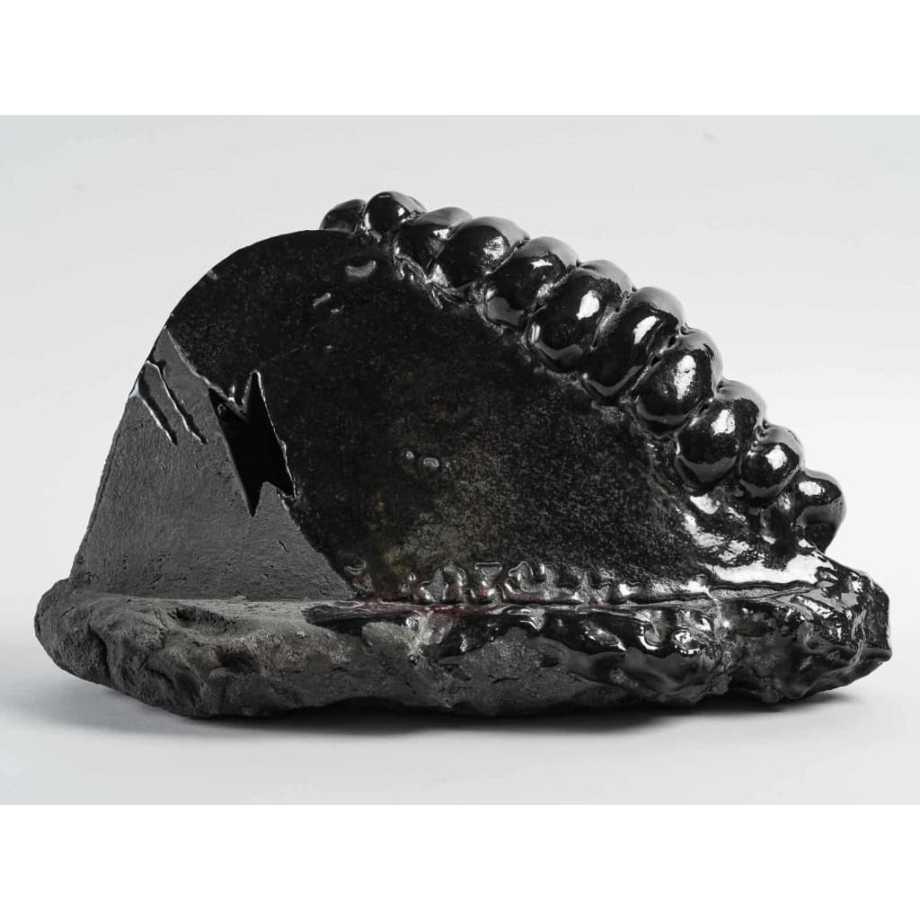 Sculpture en céramique par Jean-Pierre Viot | Biron |||||||