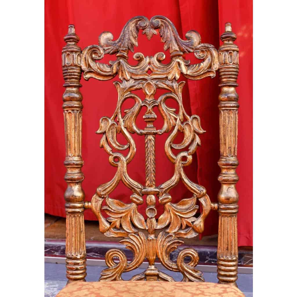Chaise en bois sculpté et doré, XVIIème siècle | Biron Chaise en bois sculpté et doré, XVIIème siècle