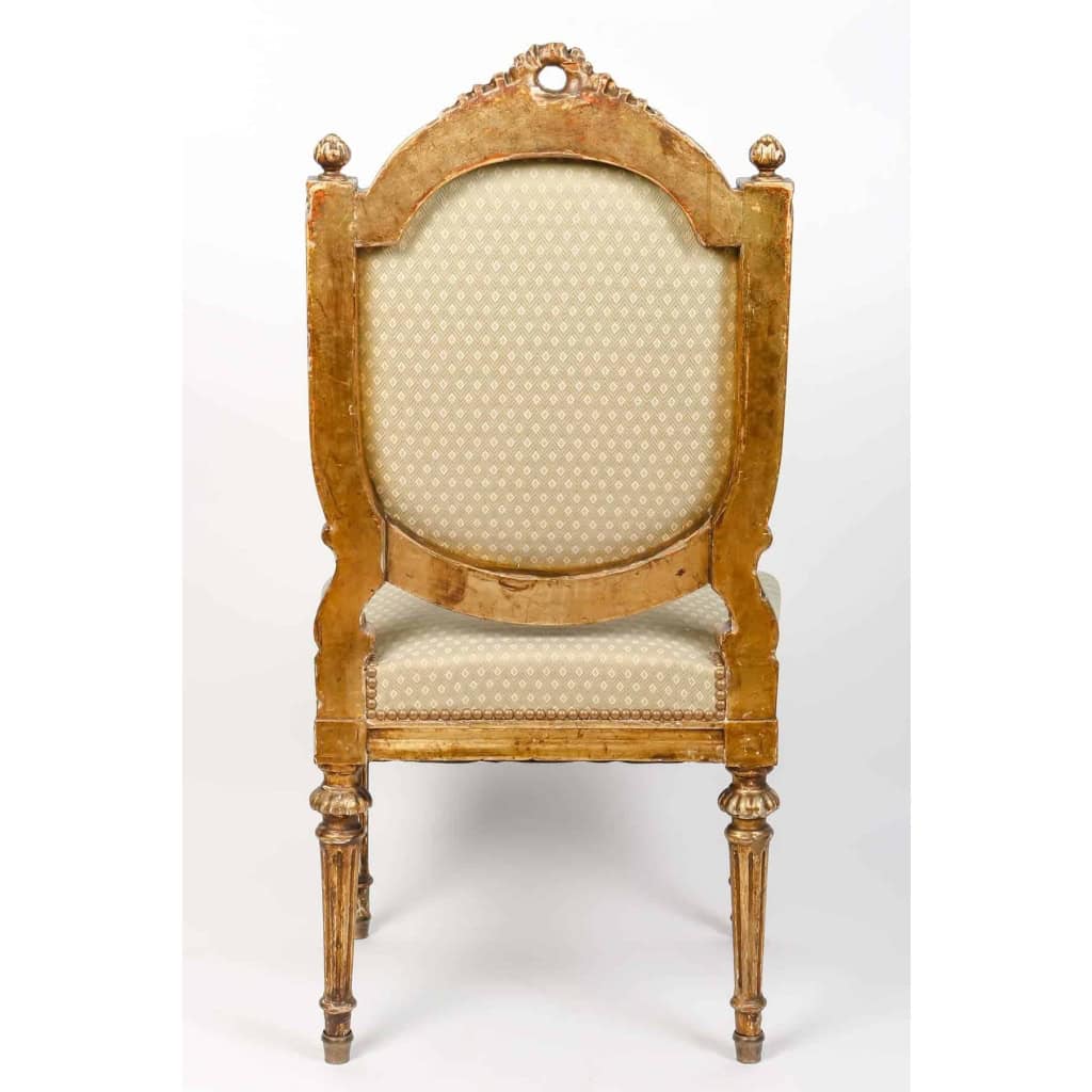 Ensemble de 2 fauteuils et 6 chaises de style Louis XVI, XIXème siècle | Biron Ensemble de 2 fauteuils et 6 chaises de style Louis XVI, XIXème siècle