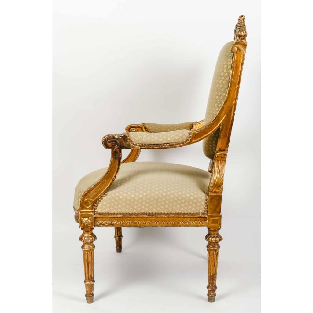 Ensemble de 2 fauteuils et 6 chaises de style Louis XVI, XIXème siècle | Biron Ensemble de 2 fauteuils et 6 chaises de style Louis XVI, XIXème siècle