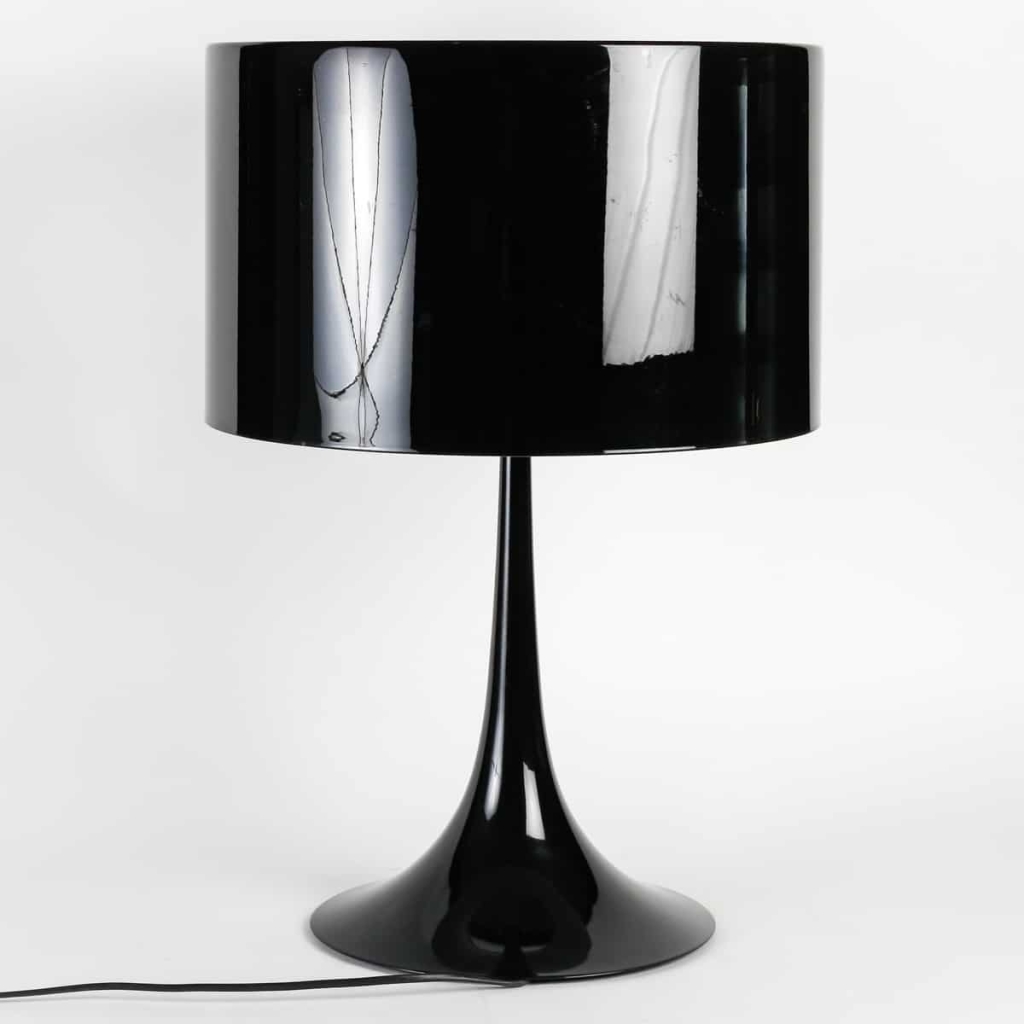 Lampe de Table de le Maison Flos, Made in Italy. | Biron Lampe de Table de le Maison Flos, Made in Italy.