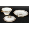 Bol à bouillon couvert blanc et or, circa 1869