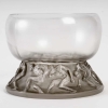 Vase « Lutteurs » verre blanc patiné gris de René LALIQUE | Biron Vase "Lutteurs" verre blanc patiné gris de René LALIQUE