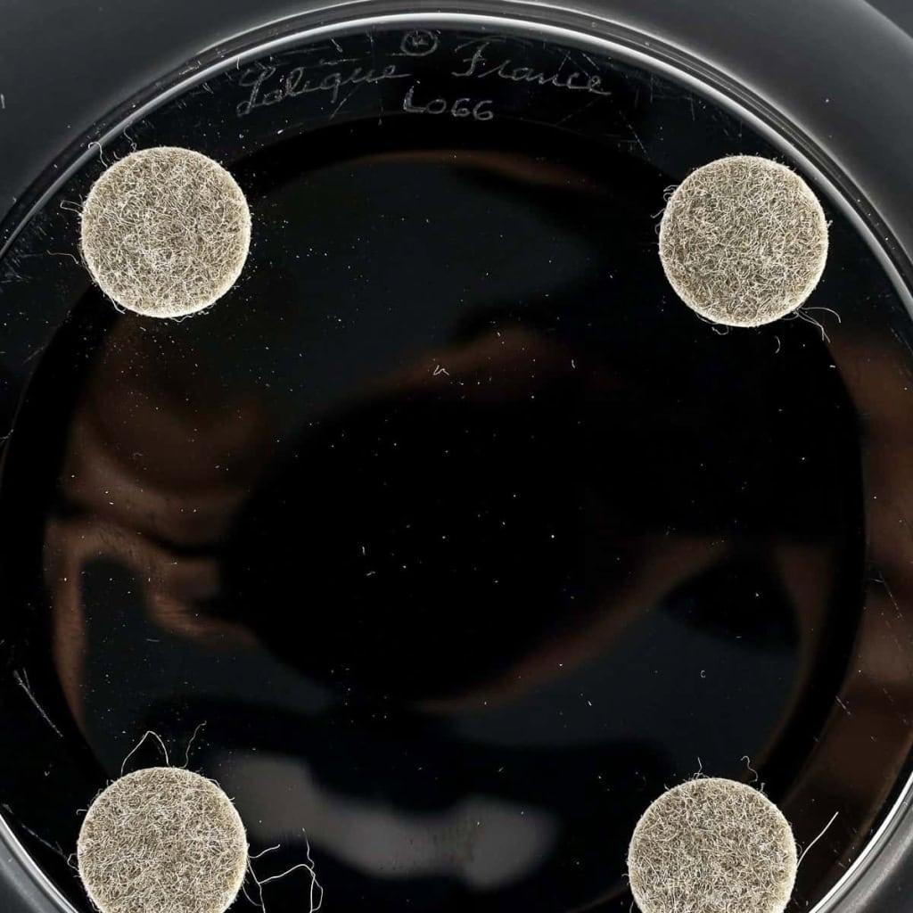 Vase « Tourbillons » cristal noir de LALIQUE FRANCE | Biron Vase "Tourbillons" cristal noir de LALIQUE FRANCE