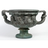 Important vase de Warwick en bronze à patine à l’antique, signé Barbedienne. Epoque XIXème siècle | Biron Important vase de Warwick en bronze à patine à l'antique, signé Barbedienne. Epoque XIXème siècle