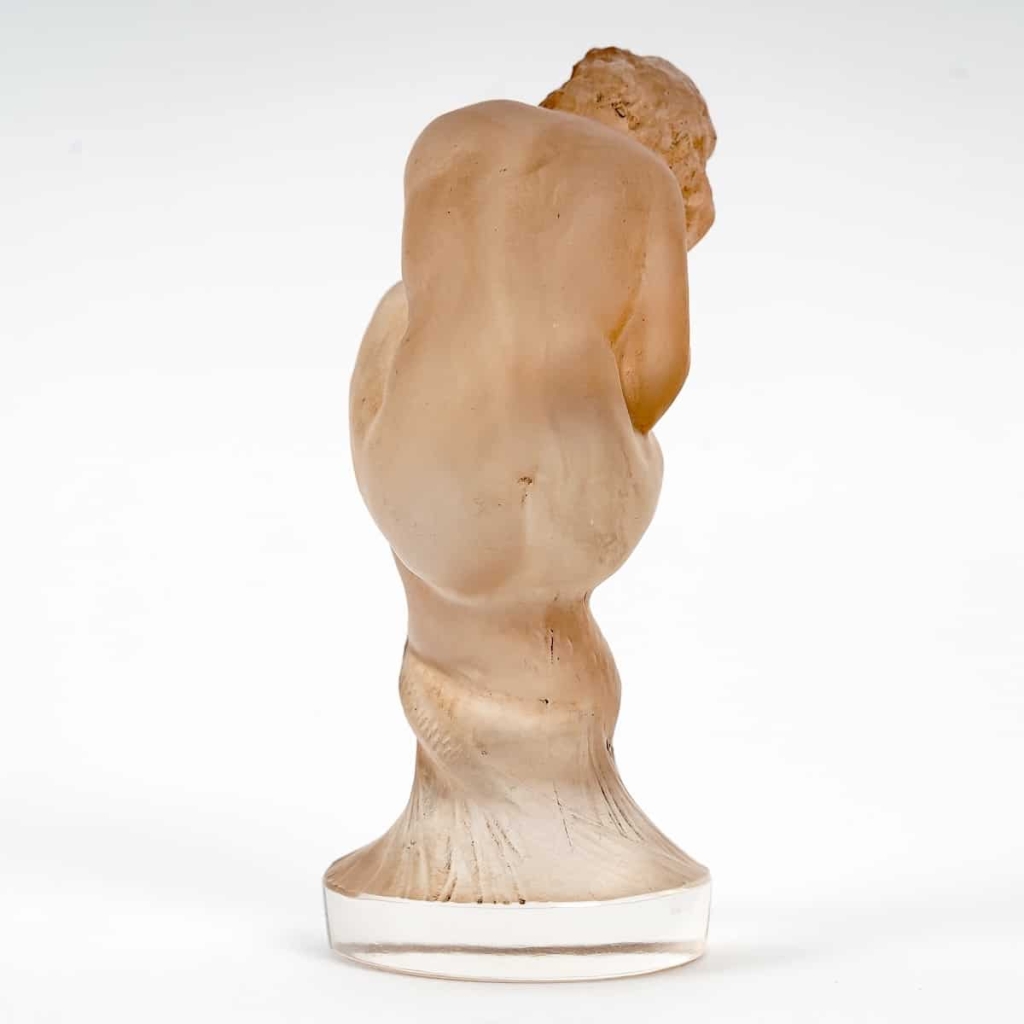 Mascotte Automobile « Sirène » verre patiné sépia de René LALIQUE | Biron Mascotte Automobile "Sirène" verre patiné sépia de René LALIQUE