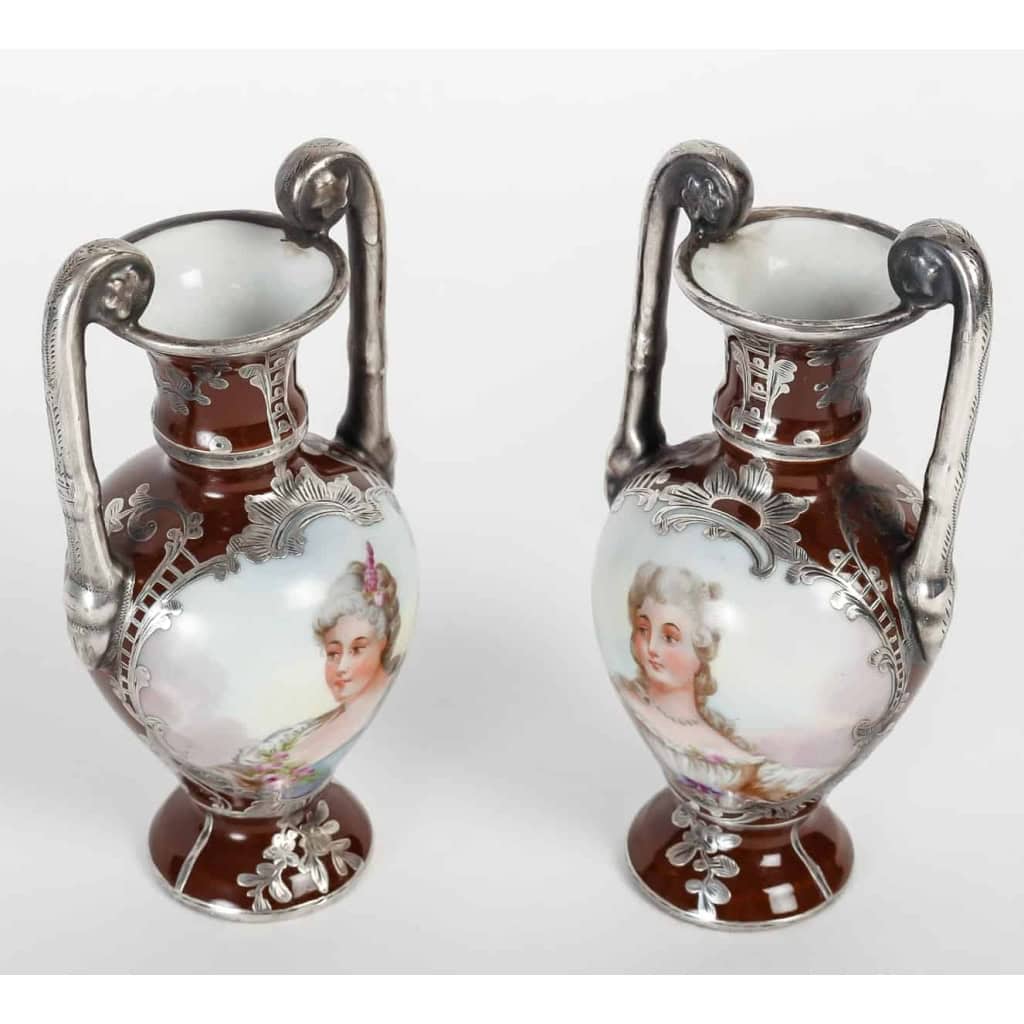 une paire de miniature en porcelaine fin XIXème siècle | Biron une paire de miniature en porcelaine fin XIXème siècle