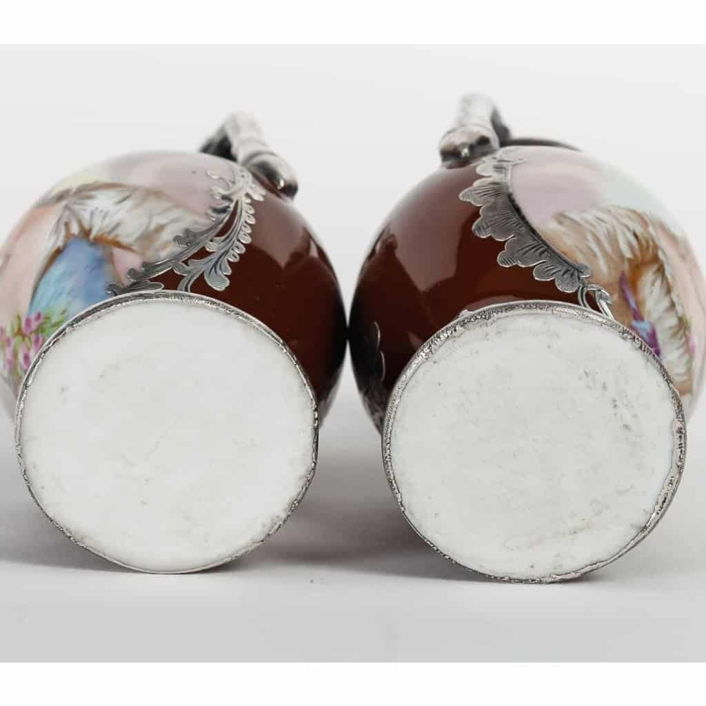 une paire de miniature en porcelaine fin XIXème siècle | Biron une paire de miniature en porcelaine fin XIXème siècle