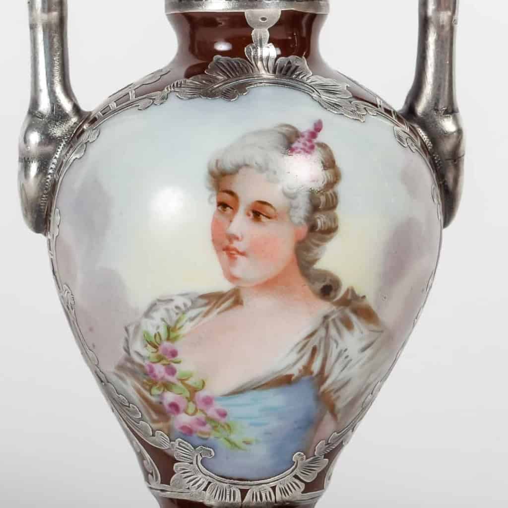 une paire de miniature en porcelaine fin XIXème siècle | Biron une paire de miniature en porcelaine fin XIXème siècle