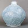 Vase « Plumes » verre opalescent patiné bleu de René LALIQUE | Biron ||||||
