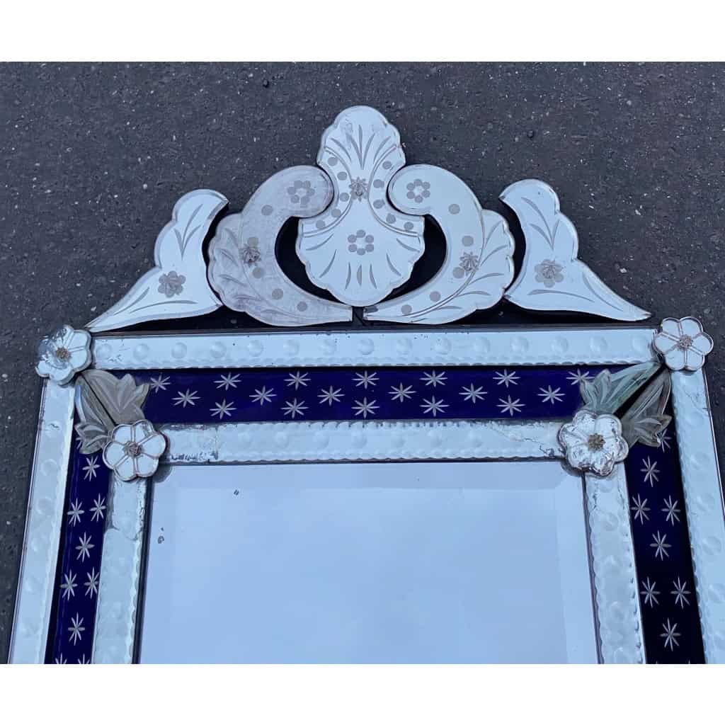 1950/60 ‘ Miroir N3 Venise Rectangulaire à Fronton Avec Cadre en Verre Bleu Orné D Etoiles Argentées Centre Biseauté | Biron 1950/60 ‘ Miroir N3 Venise Rectangulaire à Fronton Avec Cadre en Verre Bleu Orné D Etoiles Argentées Centre Biseauté