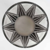 Vase « Nimroud » verre blanc émaillé noir de René LALIQUE | Biron Vase "Nimroud" verre blanc émaillé noir de René LALIQUE