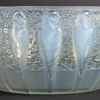 Coupe « Perruches » verre opalescent patiné vert de René LALIQUE | Biron Coupe "Perruches" verre opalescent patiné vert de René LALIQUE