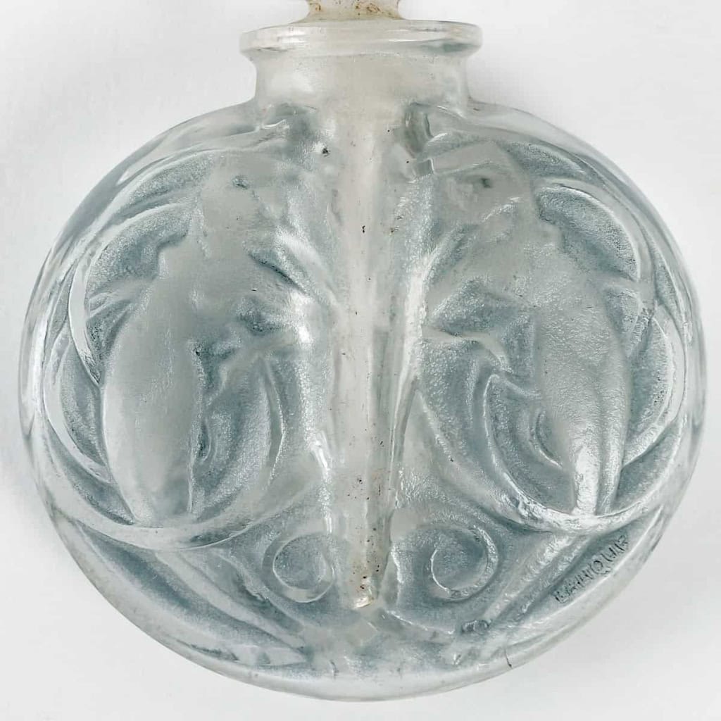 Flacon « Naïades » verre patiné bleu de René LALIQUE | Biron Flacon "Naïades" verre patiné bleu de René LALIQUE