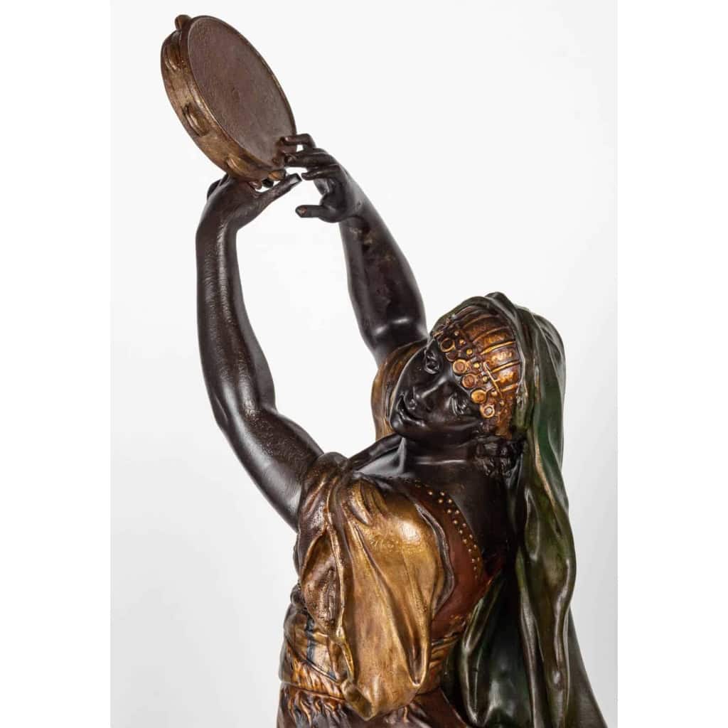 Une paire de sculptures orientalistes en érgule peint | Biron Une paire de sculptures orientalistes en érgule peint