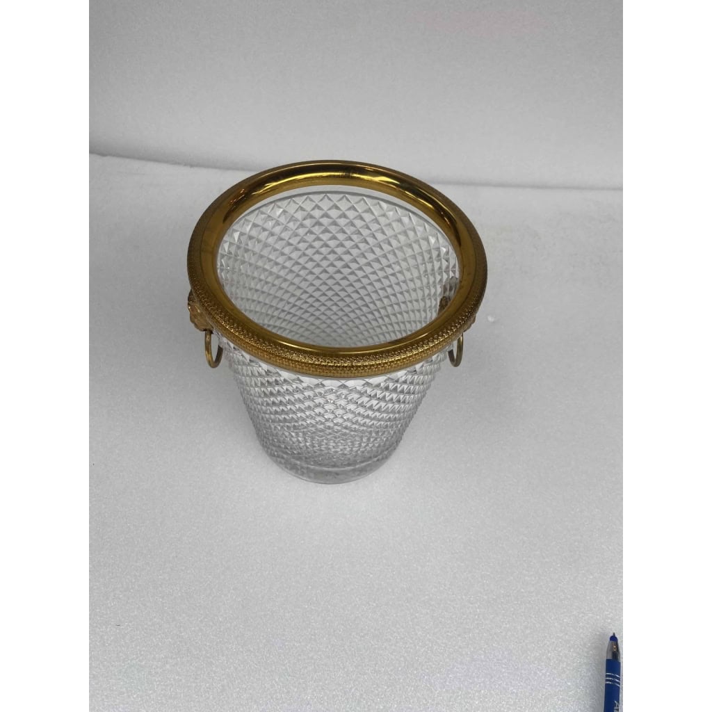 1950-70′ Seau a Champagne Cristal Style St Louis et Bronze Doré Aux têtes de Lion