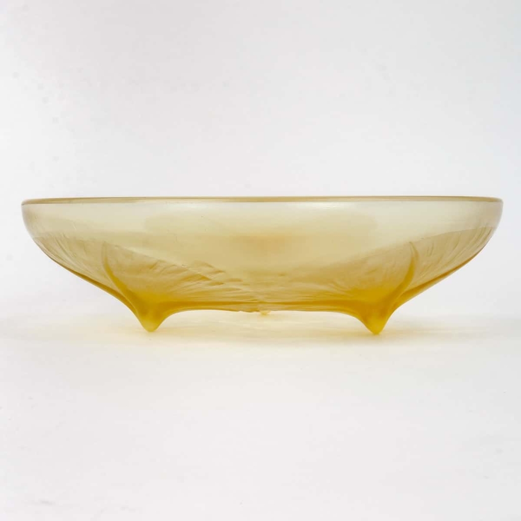 Coupe « Volubilis » verre jaune opalescent de René LALIQUE | Biron Coupe "Volubilis" verre jaune opalescent de René LALIQUE