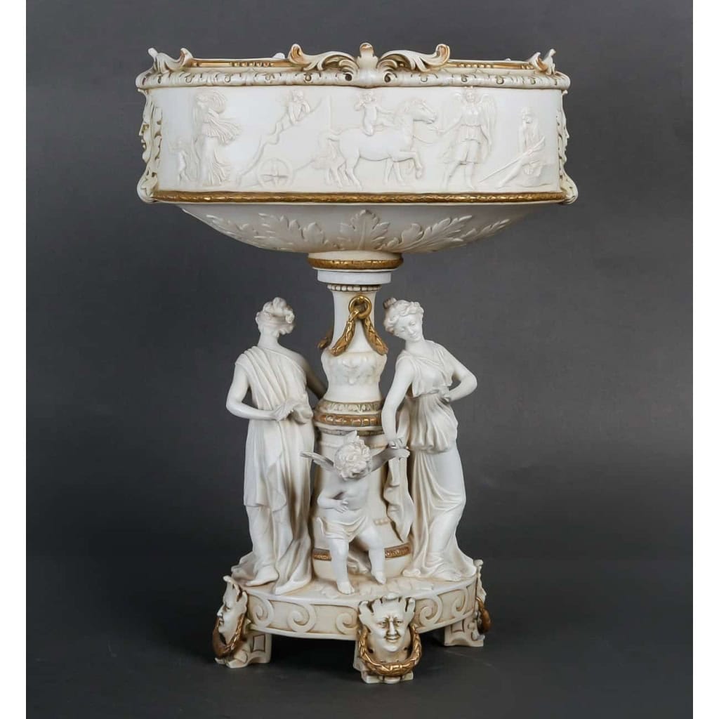 Un centre de table en biscuit fin XIXème siècle | Biron |||||||||||||