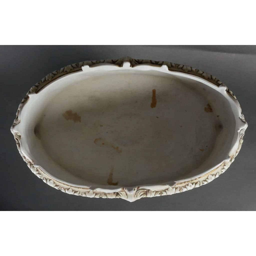Un centre de table en biscuit fin XIXème siècle | Biron Un centre de table en biscuit fin XIXème siècle